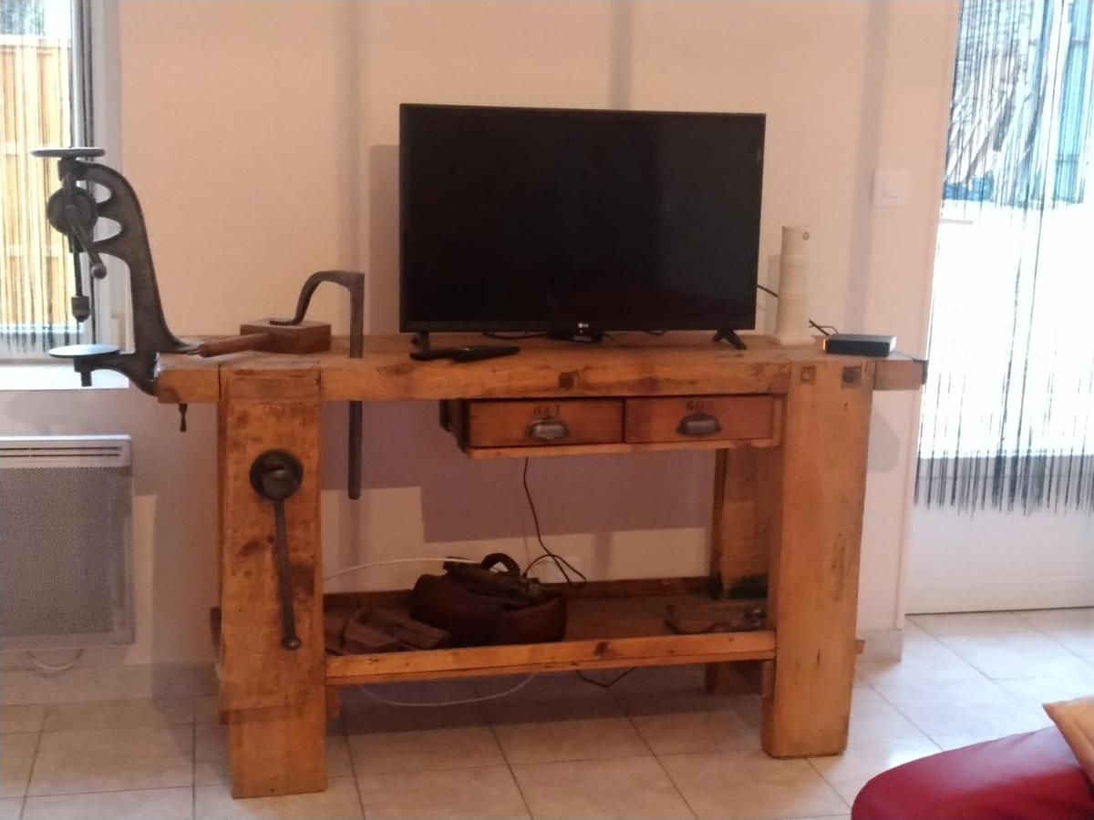 Les Gites De La Musardiere Meusnes Bagian luar foto